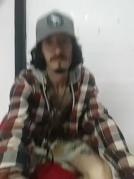 sk8-boy online show from May 10, 2026, 3:47 pm