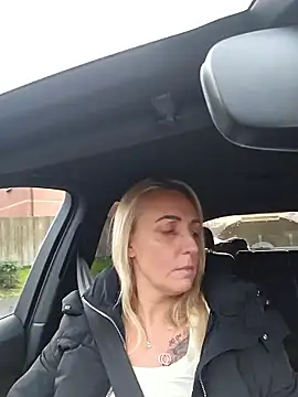 theblondecocklover online show from January 14, 2026, 9:13 am