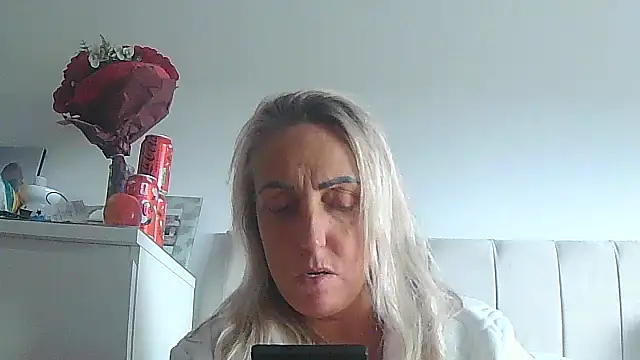 theblondecocklover online show from June 9, 2026, 3:24 pm