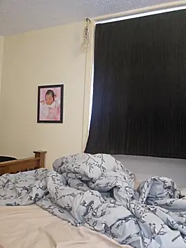 theblondecocklover online show from May 2, 2026, 5:29 pm