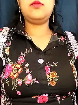 Cute Baby143 online show from January 18, 2026, 6:17 am