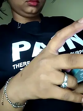 Cute Baby143 online show from February 2, 2026, 6:12 am