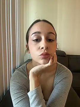 ChiaraSommer online show from March 11, 2026, 5:40 pm