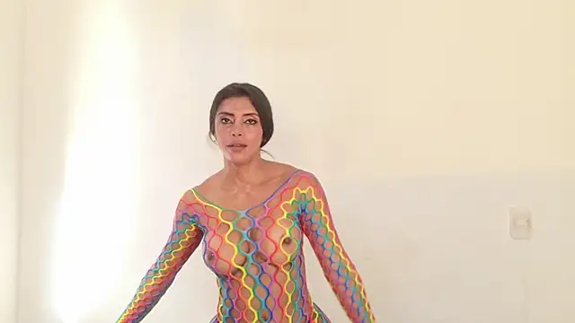 lilybloom69 online show from May 30, 2026, 8:47 pm