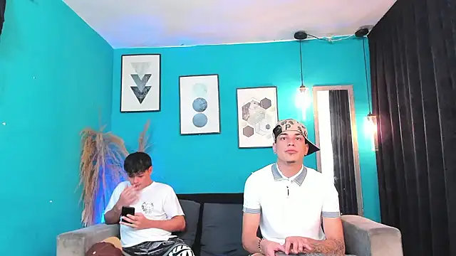 Oficial KingOfHeavens online show from January 11, 2026, 7:43 pm