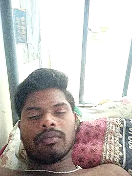 Snapshot of Anji8639 chatting on May 15, 2026, 2:31 am Anji8639 online show from May 15, 2026, 2:31 am