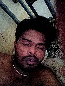 Snapshot of Anji8639 chatting on May 29, 2026, 1:55 am Anji8639 online show from May 29, 2026, 1:55 am