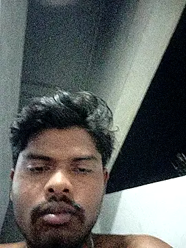 Snapshot of Anji8639 chatting on February 15, 2026, 5:34 pm Anji8639 online show from February 15, 2026, 5:34 pm