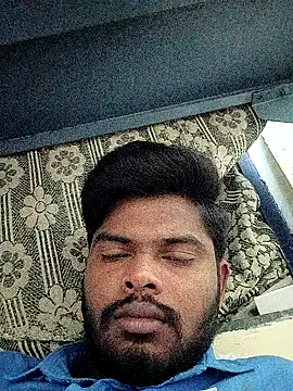 Snapshot of Anji8639 chatting on February 8, 2026, 11:35 pm Anji8639 online show from February 8, 2026, 11:35 pm