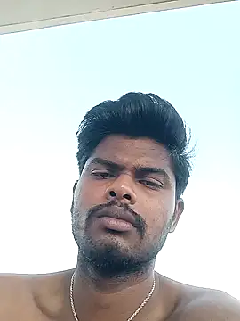 Snapshot of Anji8639 chatting on May 13, 2026, 11:17 am Anji8639 online show from May 13, 2026, 11:17 am