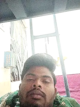 Snapshot of Anji8639 chatting on March 19, 2026, 11:10 am Anji8639 online show from March 19, 2026, 11:10 am