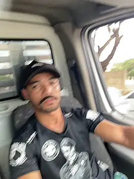 Pretocaminhoneiro online show from December 17, 2025, 12:32 pm