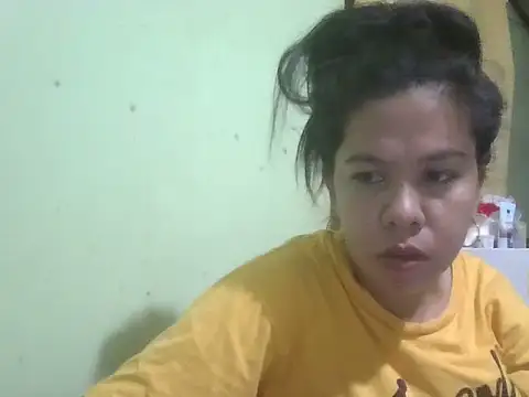 Snapshot of annawet chatting on June 11, 2026, 12:13 pm annawet online show from June 11, 2026, 12:13 pm