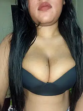 Snapshot of Ananya_3 chatting on January 7, 2026, 8:36 pm Ananya 3 online show from January 7, 2026, 8:36 pm