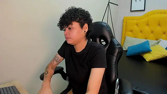 Sasha Venom online show from January 6, 2026, 7:29 pm