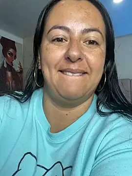 Snapshot of evelyn_harpeery chatting on July 1, 2026, 10:48 am evelyn harpeery online show from July 1, 2026, 10:48 am