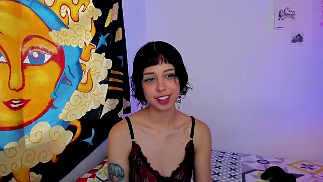 harakitty  online show from June 16, 2026, 8:31 pm