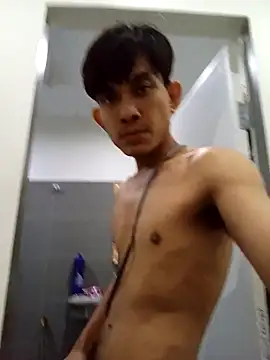 spitspittonmyface online show from December 18, 2025, 3:38 pm