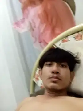 spitspittonmyface online show from February 3, 2026, 7:41 pm