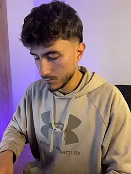 Snapshot of LIAM_COLT chatting on March 17, 2026, 9:29 pm LIAM COLT online show from March 17, 2026, 9:29 pm