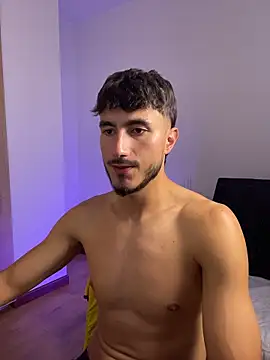 Snapshot of LIAM_COLT chatting on March 26, 2026, 9:02 pm LIAM COLT online show from March 26, 2026, 9:02 pm