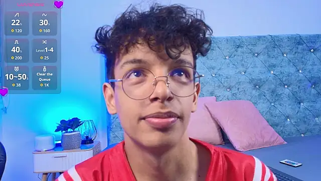 maxfrost 1 online show from January 31, 2026, 7:34 pm