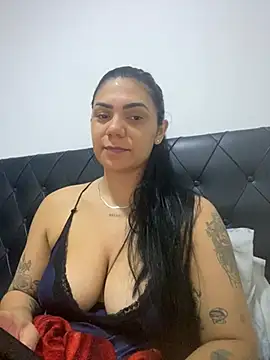 Nini  online show from August 8, 2026, 2:13 pm