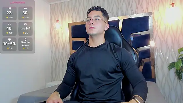 Snapshot of Noah_Clarkk chatting on March 3, 2026, 5:20 pm Noah Clarkk online show from March 3, 2026, 5:20 pm