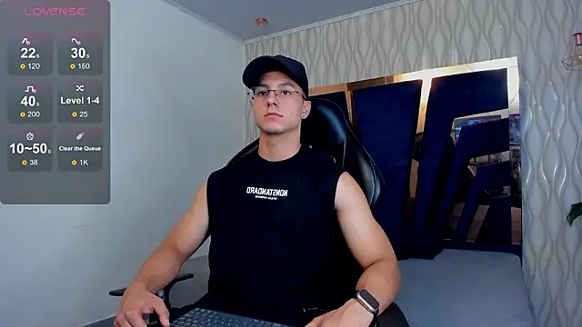 Snapshot of Noah_Clarkk chatting on March 13, 2026, 6:13 pm Noah Clarkk online show from March 13, 2026, 6:13 pm