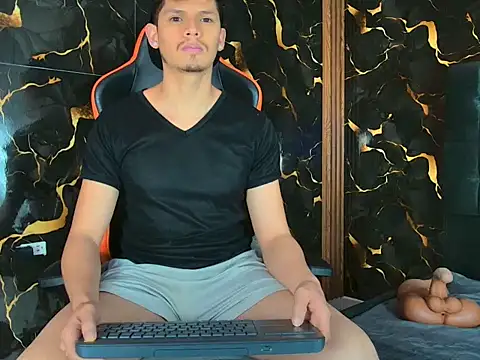 davilap toyboy online show from February 6, 2026, 11:39 am