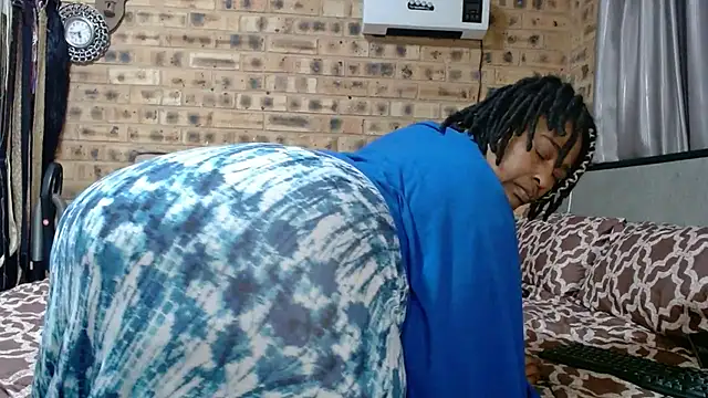 AFRICANBOOTYLICIOUS online show from August 5, 2026, 1:54 am