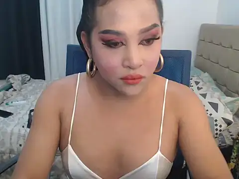 loveasiancock96 online show from December 18, 2025, 12:53 pm