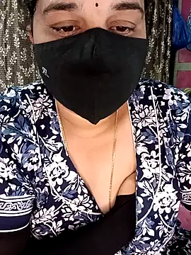 maduri   online show from August 8, 2026, 2:40 am