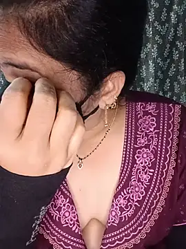 maduri   online show from July 10, 2026, 5:24 pm