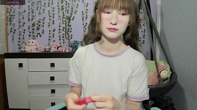 Snapshot of Yoonhee_ki chatting on June 18, 2026, 3:06 pm Yoonhee ki online show from June 18, 2026, 3:06 pm