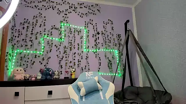 Yoonhee ki online show from February 2, 2026, 6:40 pm