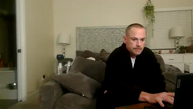 MISTERANDDEMI online show from April 30, 2026, 8:21 am