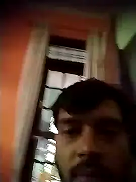 jhonysinc21 online show from May 4, 2026, 4:49 am