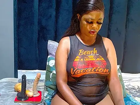 SpicyKitty33 online show from January 17, 2026, 11:14 am