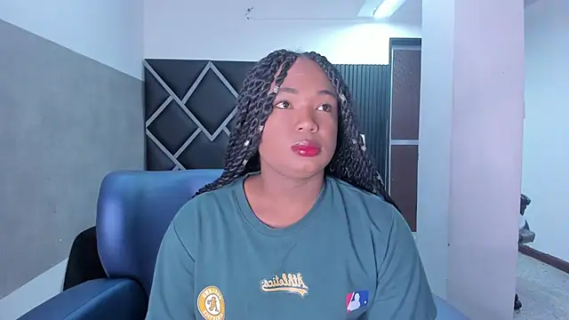 Snapshot of Harmony-01 chatting on February 13, 2026, 8:09 pm Harmony-01 online show from February 13, 2026, 8:09 pm