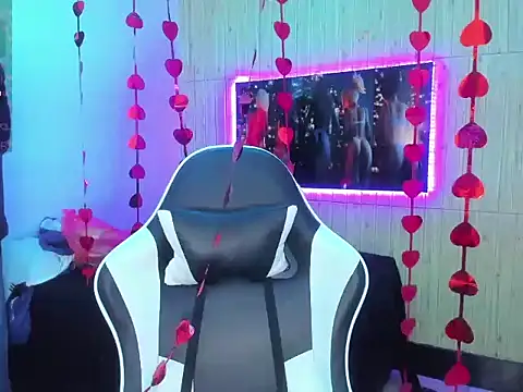 dolly boob online show from February 19, 2026, 3:47 am