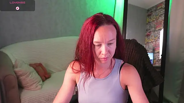 Snapshot of Spoty_Kate_ chatting on June 19, 2026, 1:33 am Spoty Kate online show from June 19, 2026, 1:33 am