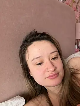 LilyLuck  online show from March 11, 2026, 12:32 pm