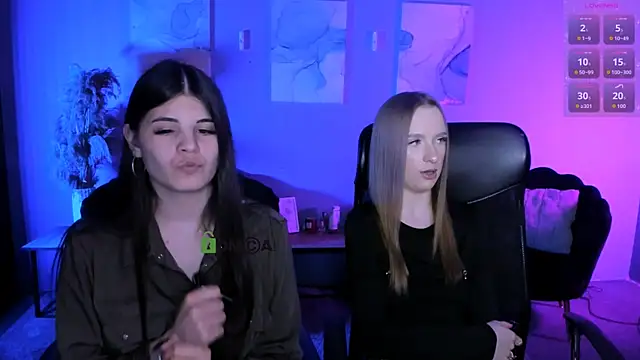 lizzie boom  online show from March 30, 2026, 7:37 pm