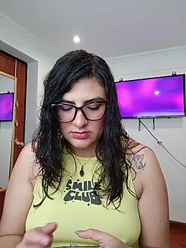 ahrianabluff online show from January 13, 2026, 3:05 pm