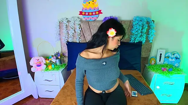 hannaa cute online show from April 2, 2026, 11:39 am