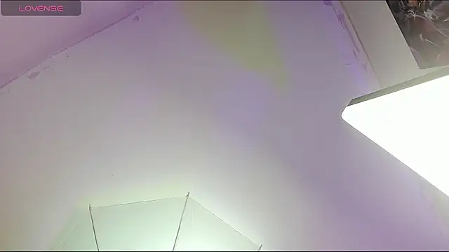 Snapshot of tinna_noa chatting on March 17, 2026, 3:31 am tinna noa online show from March 17, 2026, 3:31 am