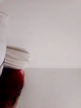 Snapshot of Yrresistible666 chatting on March 13, 2026, 1:49 pm Yrresistible666 online show from March 13, 2026, 1:49 pm