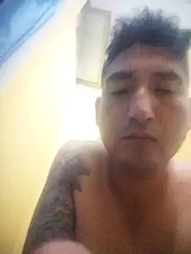 Snapshot of Yrresistible666 chatting on March 22, 2026, 5:58 pm Yrresistible666 online show from March 22, 2026, 5:58 pm