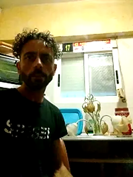 Snapshot of MeKaniCmurcia chatting on March 30, 2026, 12:01 am MeKaniCmurcia online show from March 30, 2026, 12:01 am